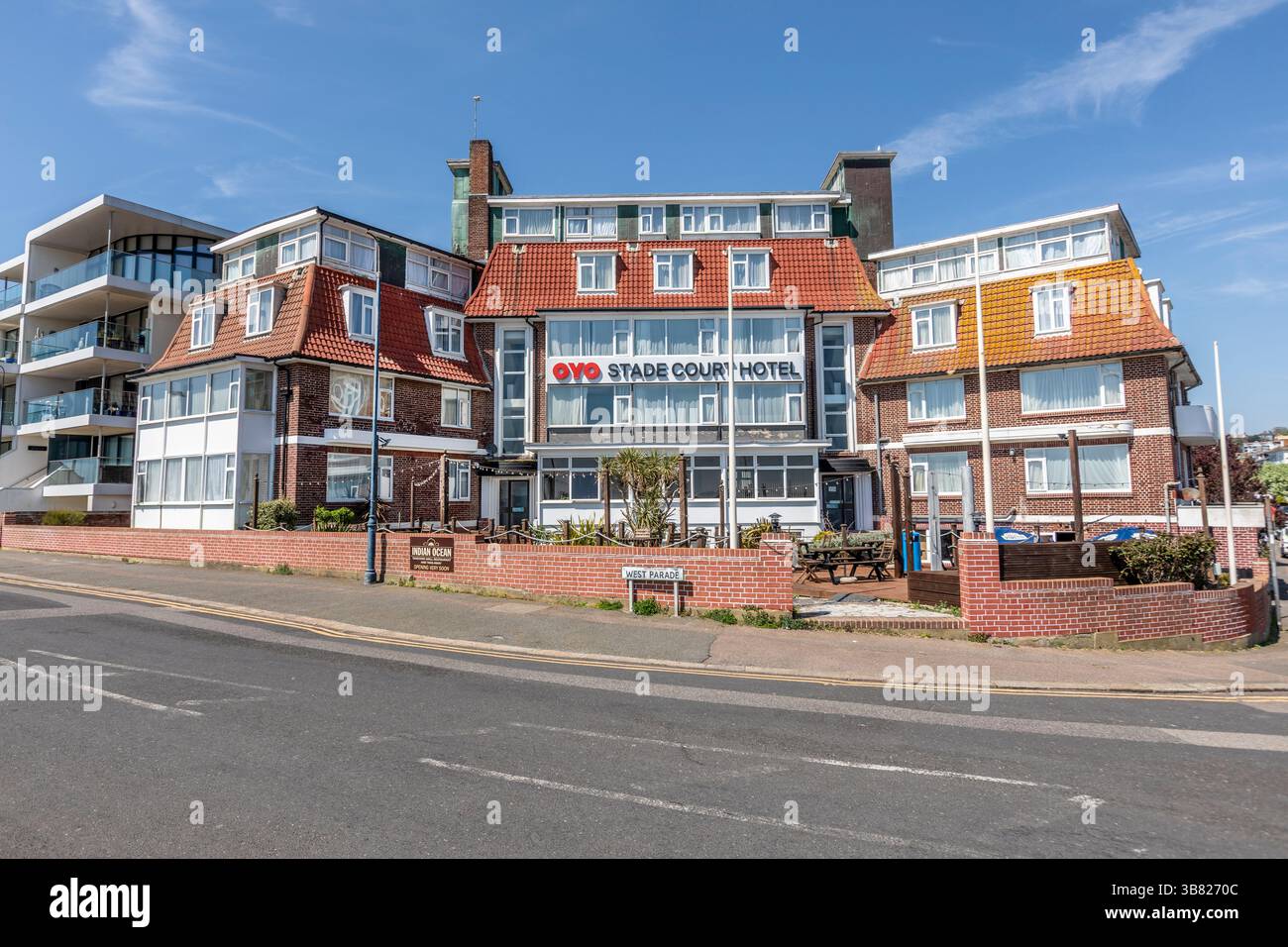 The OYO Stade Court Hotel on the junction of Stade Street and West