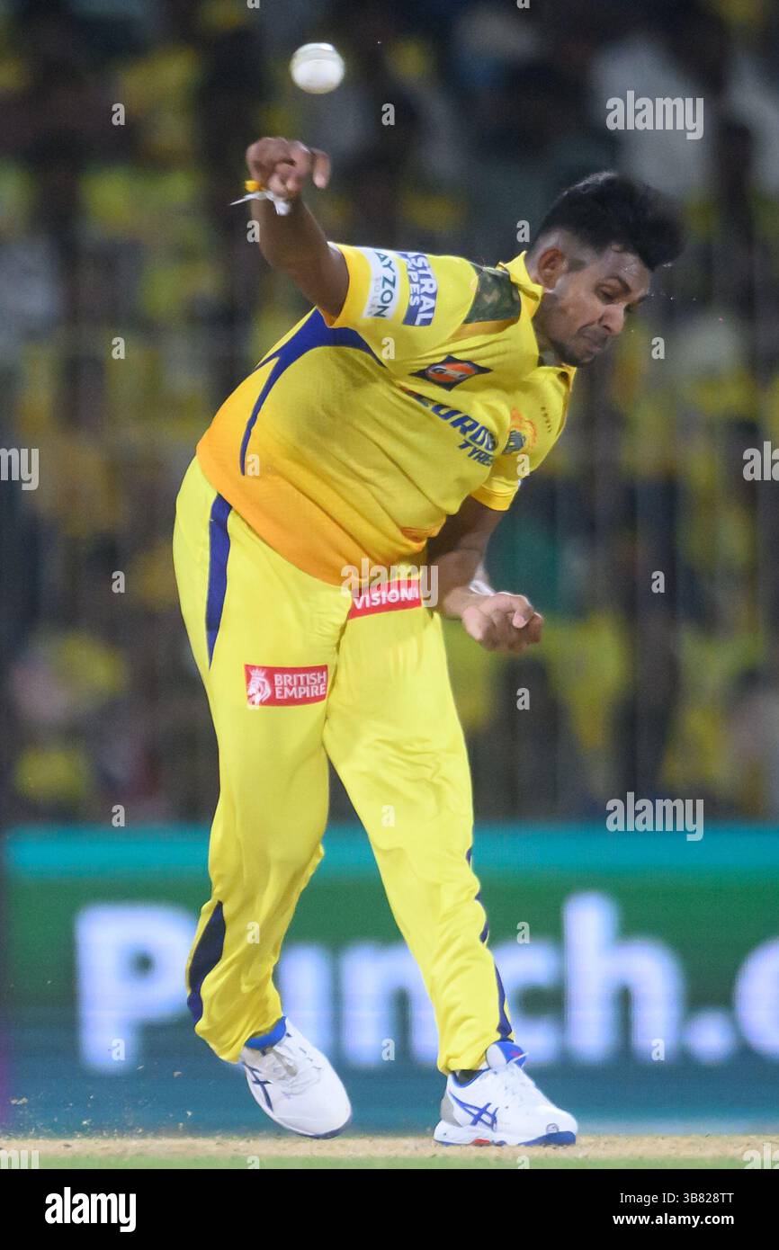 Matheesha pathirana in action hi-res stock photography and images - Alamy