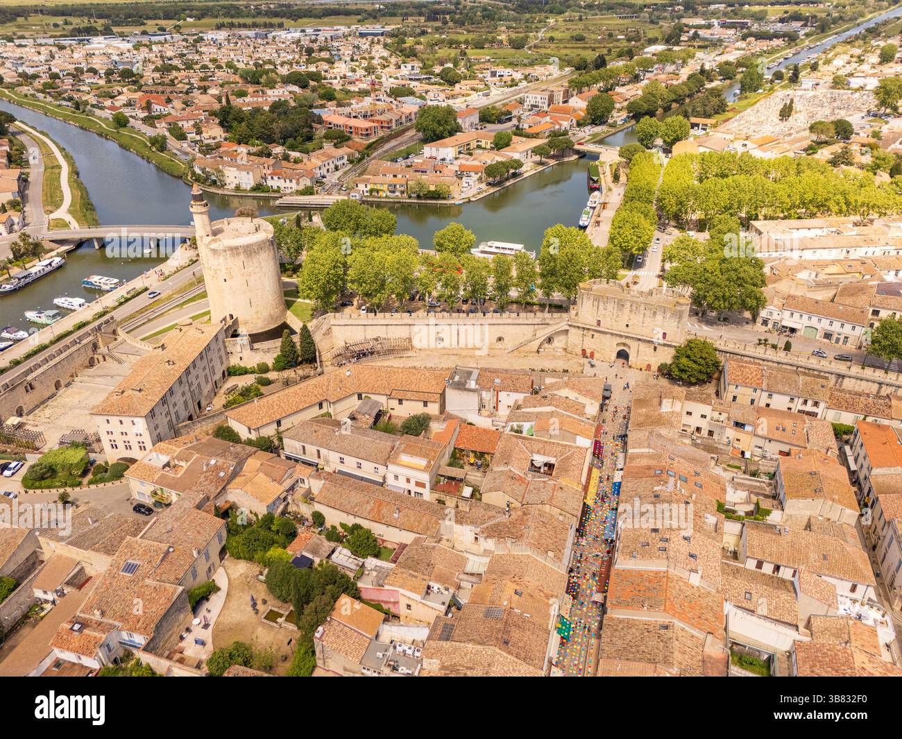 Aigues Mortes Camargue France Medieval City With Its Surrounding 