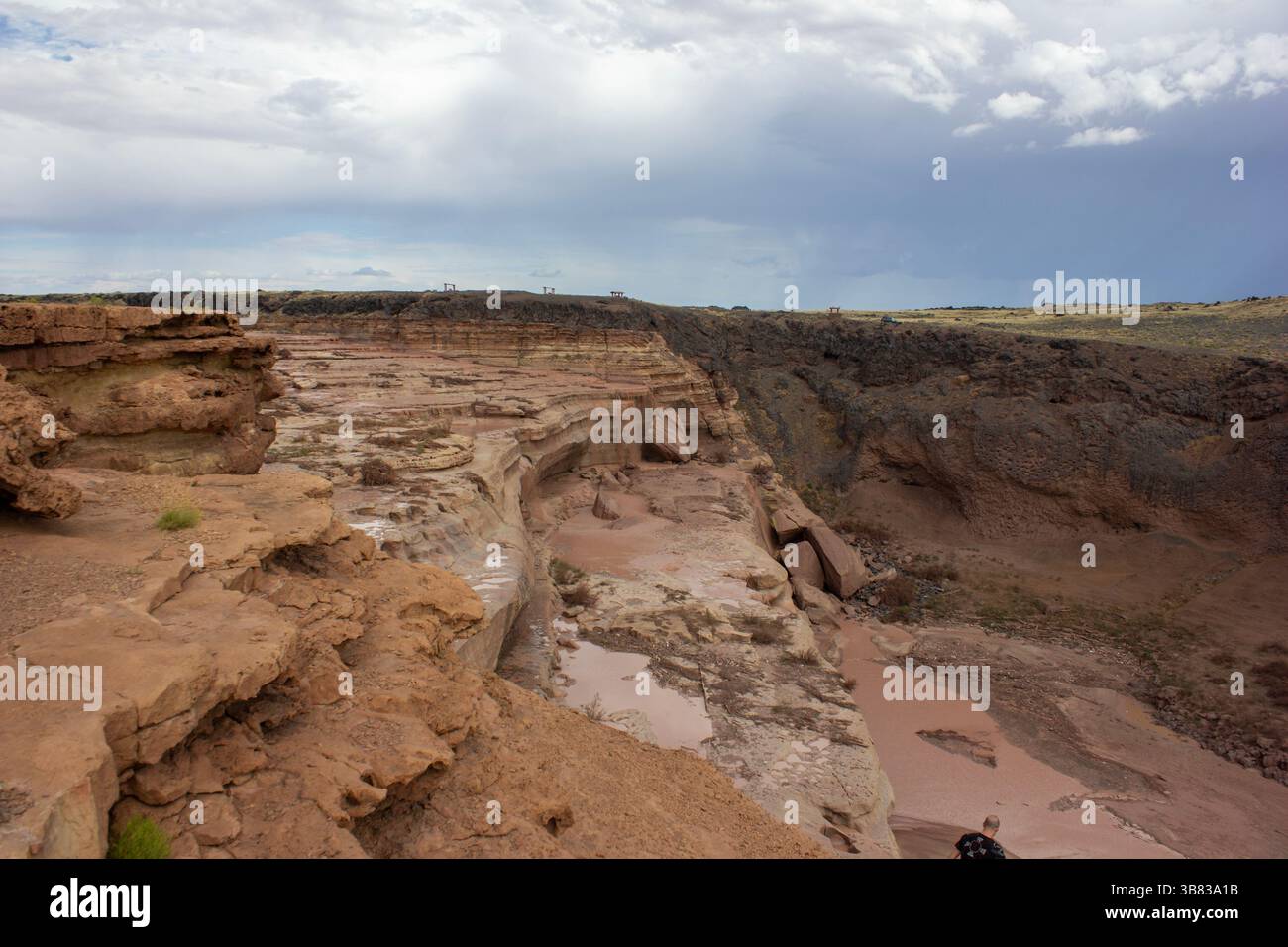 Vast rocky canyon showcases hi-res stock photography and images - Alamy