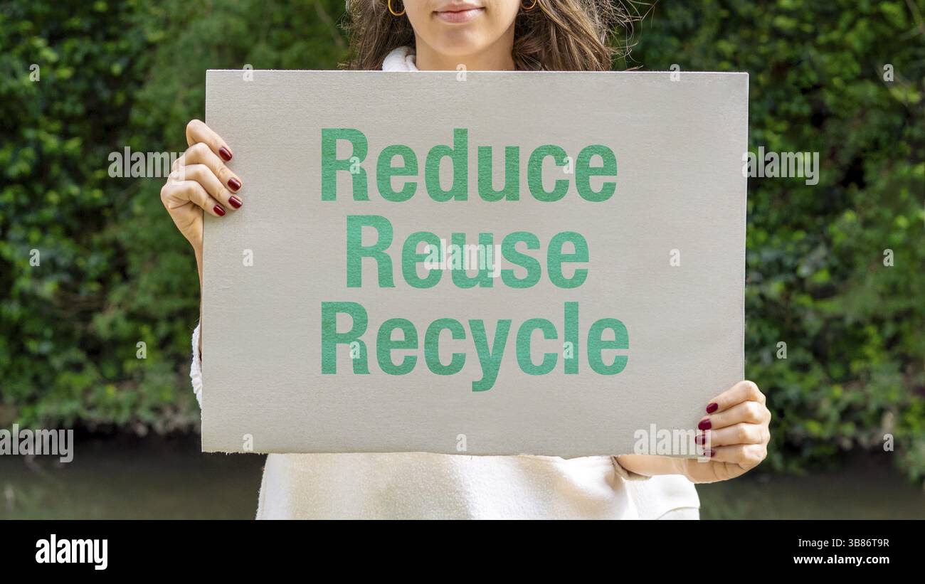 Reduce reuse recycle sign hi-res stock photography and images - Alamy