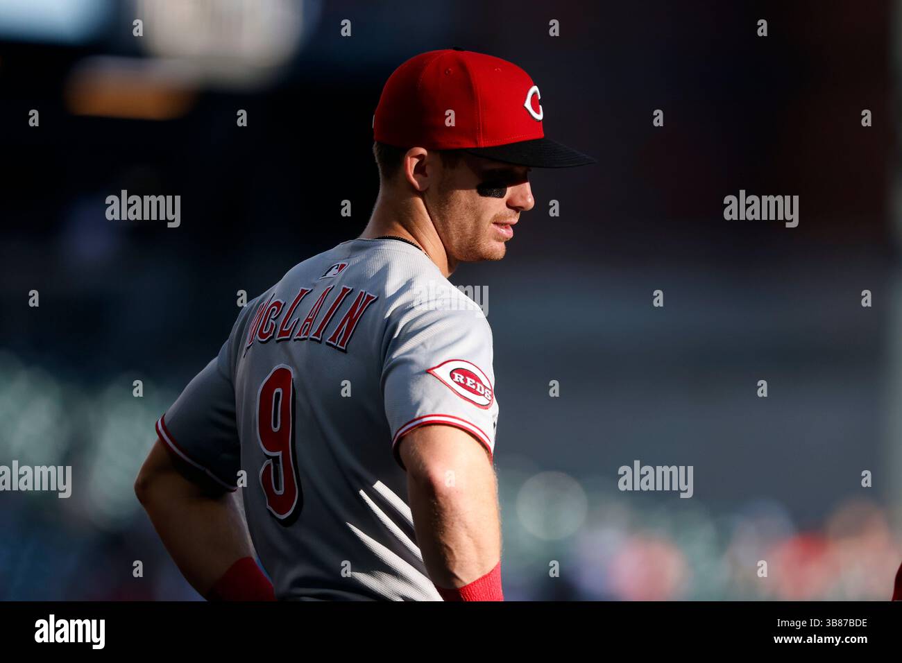 Cincinnati Reds second baseman Matt McLain warms up before a game ...