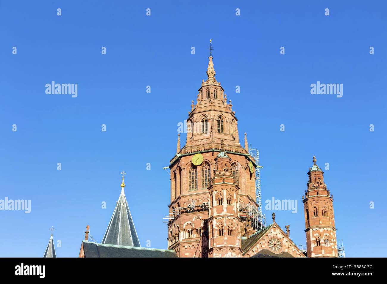 Dom Phot Hohe dom st martin zu mainz hi-res stock photography and images - Alamy