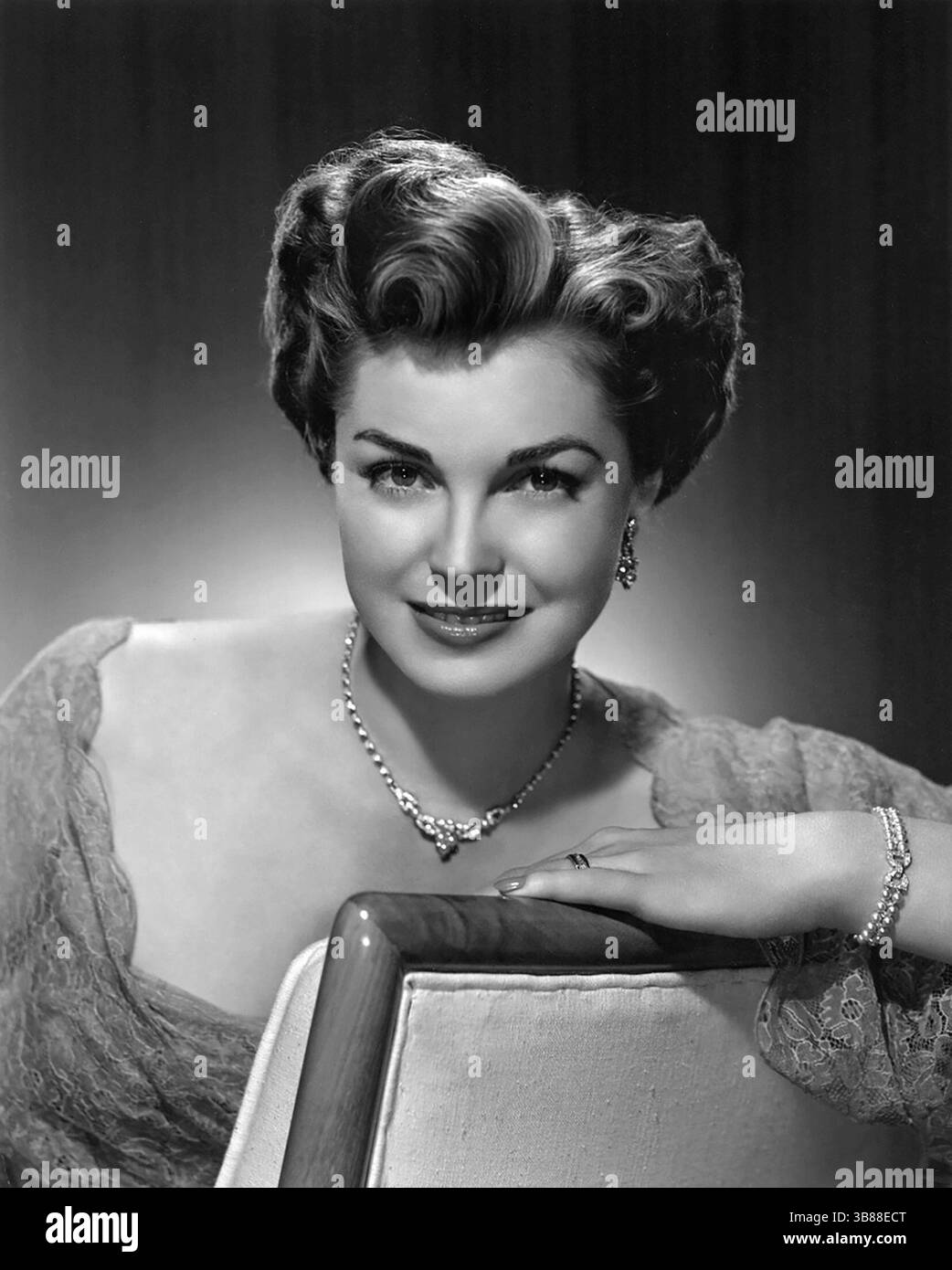 Esther williams portrait hi-res stock photography and images - Alamy