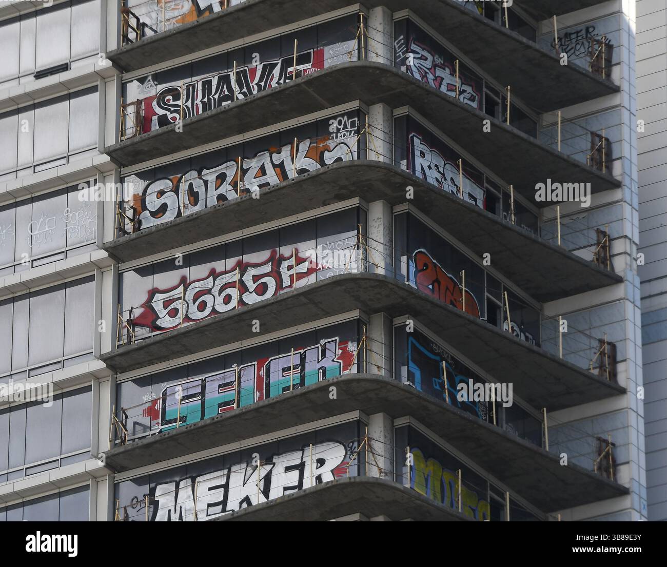 Stalled project in los angeles hi-res stock photography and images - Alamy