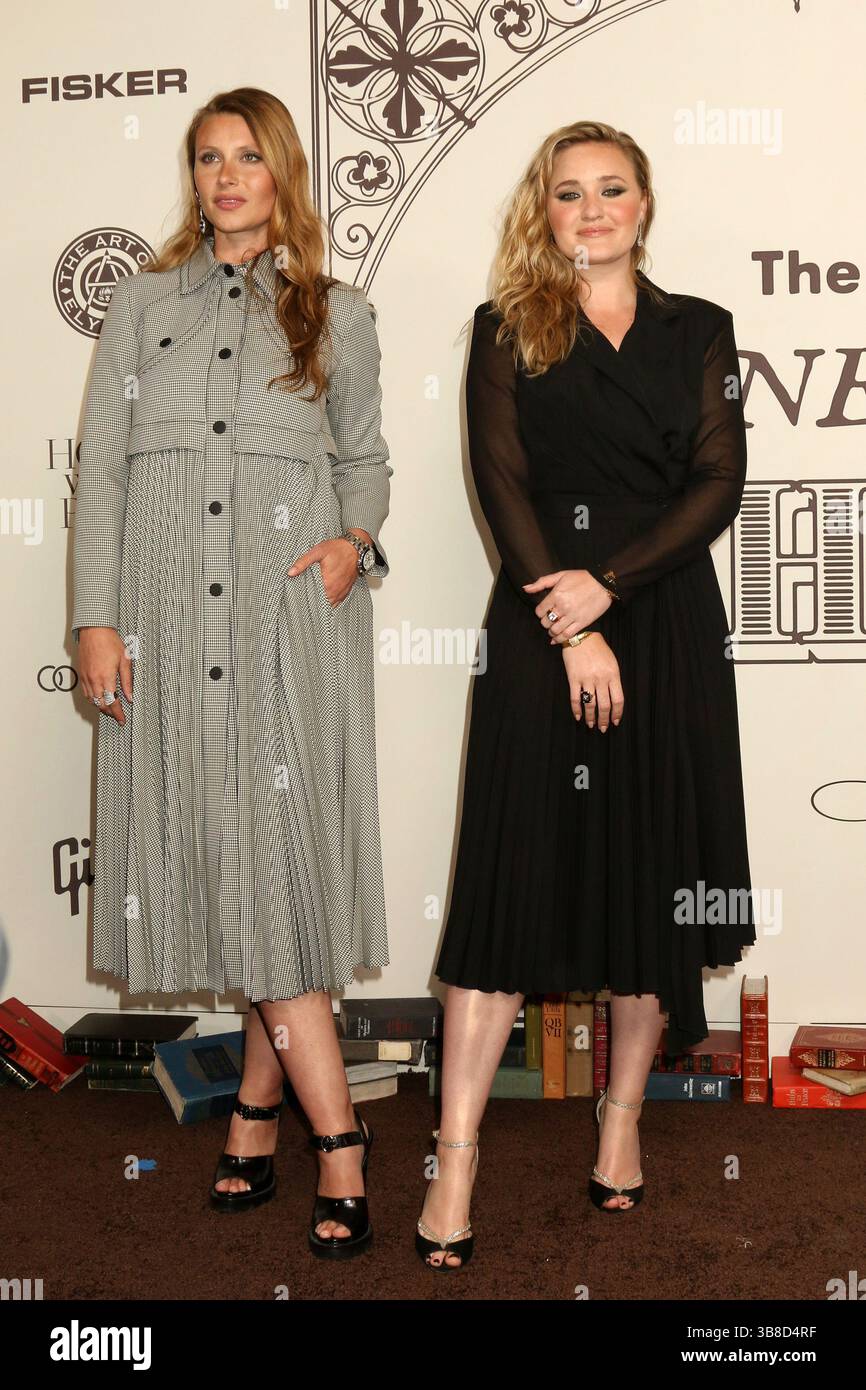 Aly michalka aj michalka hi-res stock photography and images - Page 2 -  Alamy, image size:866x1390