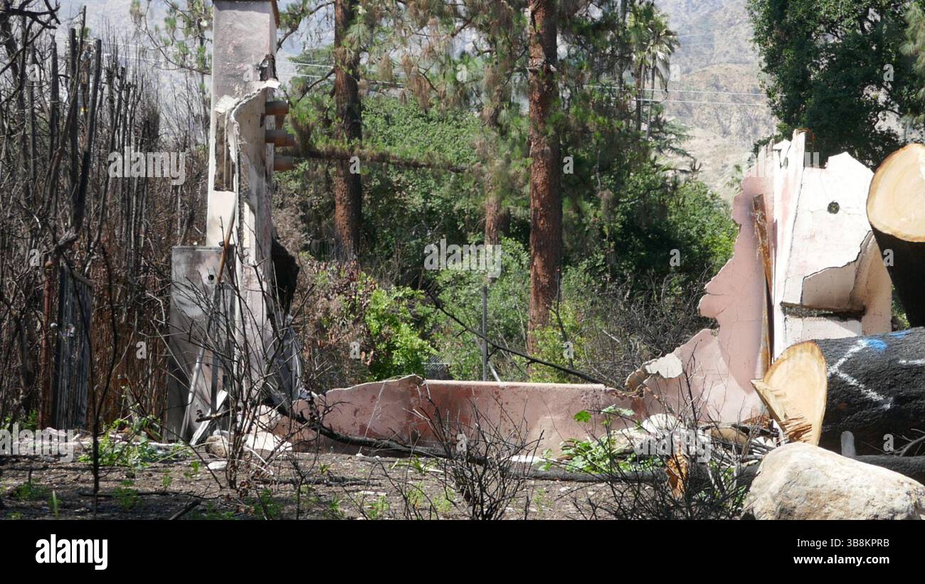 Altadena, California, USA 7th May 2025 Altadena aftermath and cleanup ...