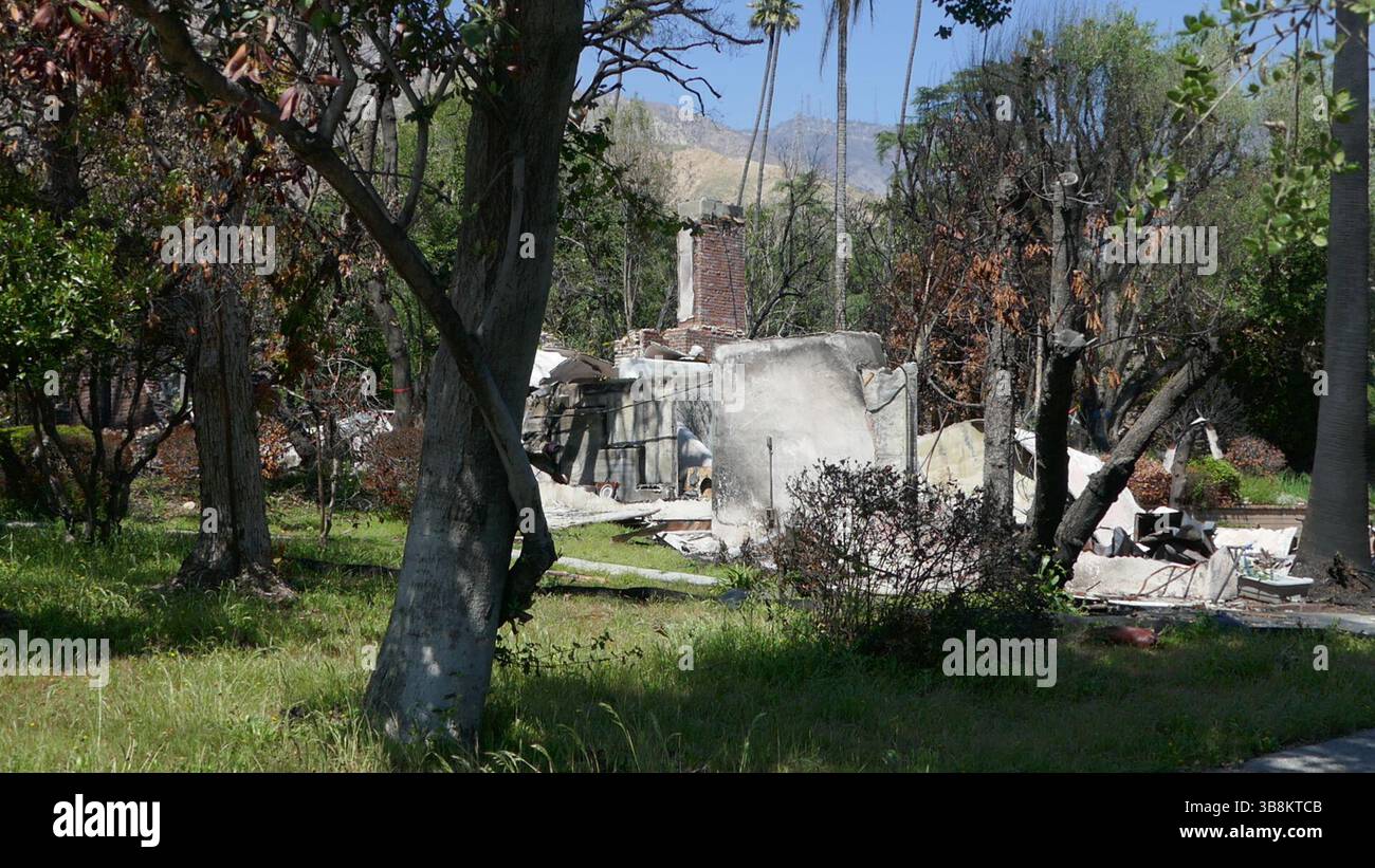Altadena, California, USA 7th May 2025 Altadena aftermath and cleanup ...