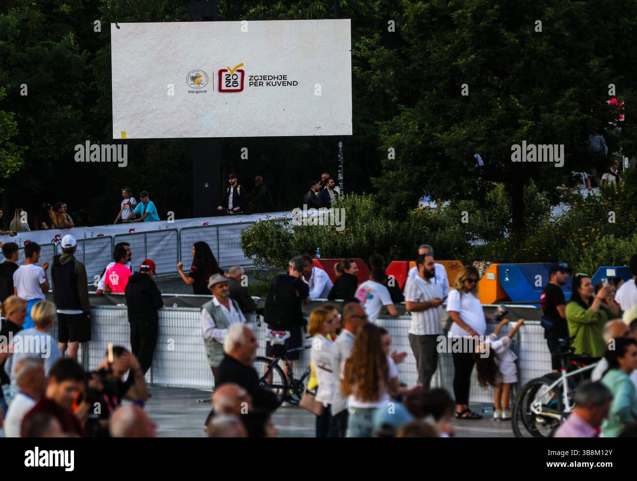 Parliamentary elections in Albania An electoral poster of Central ...
