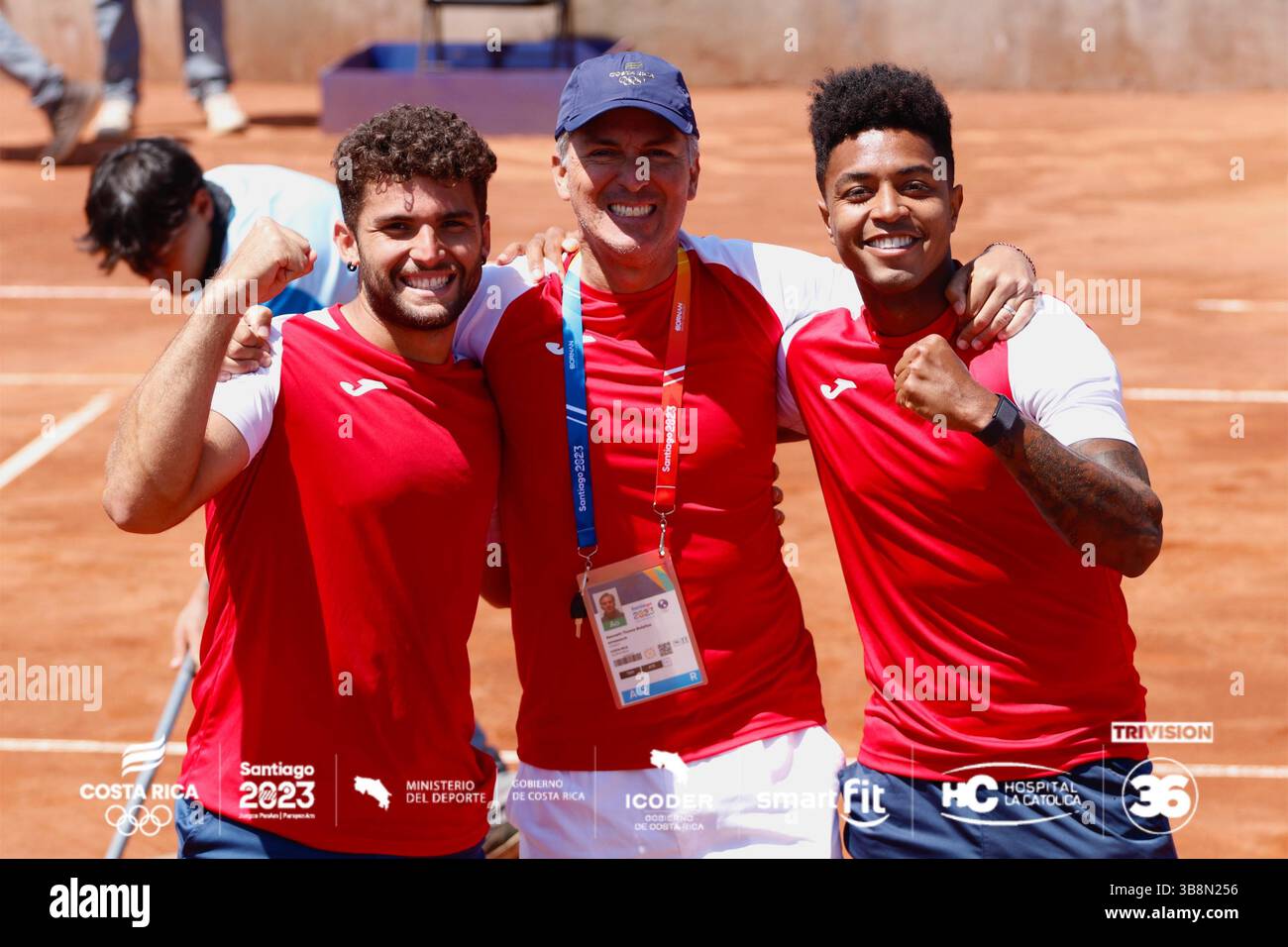 October 26, 2023: Rodrigo Crespo y Jesse Flores avanzaron a las semifinales de dobles en el tenis de los Juegos Panamericanos Santiago 2023. (Credit Image: © Prensa Con/La Nacion via ZUMA Press) Stock Photo