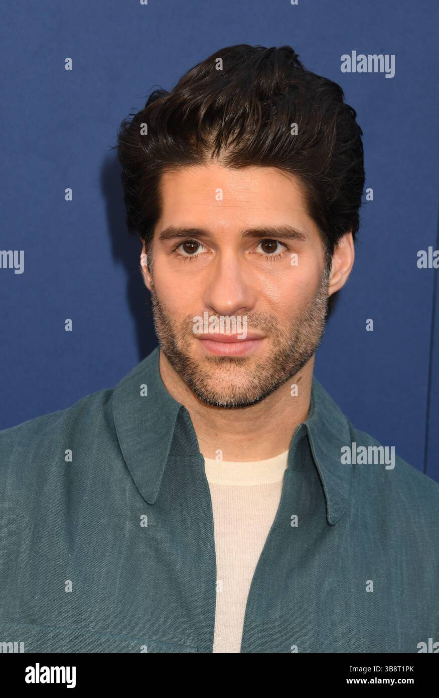 LOS ANGELES CA MAY 7 Asher Grodman At CBSFEST 2025 2026 Schedule Los Angeles Ca May 7 Asher Grodman At Cbsfest 2025 2026 Schedule Event To Celebrate Cbs 2025 2026 Primetime Lineup At Paramount Studios In Los Angeles On May 7 2025 Credit Jeffrey 3B8T1PK 