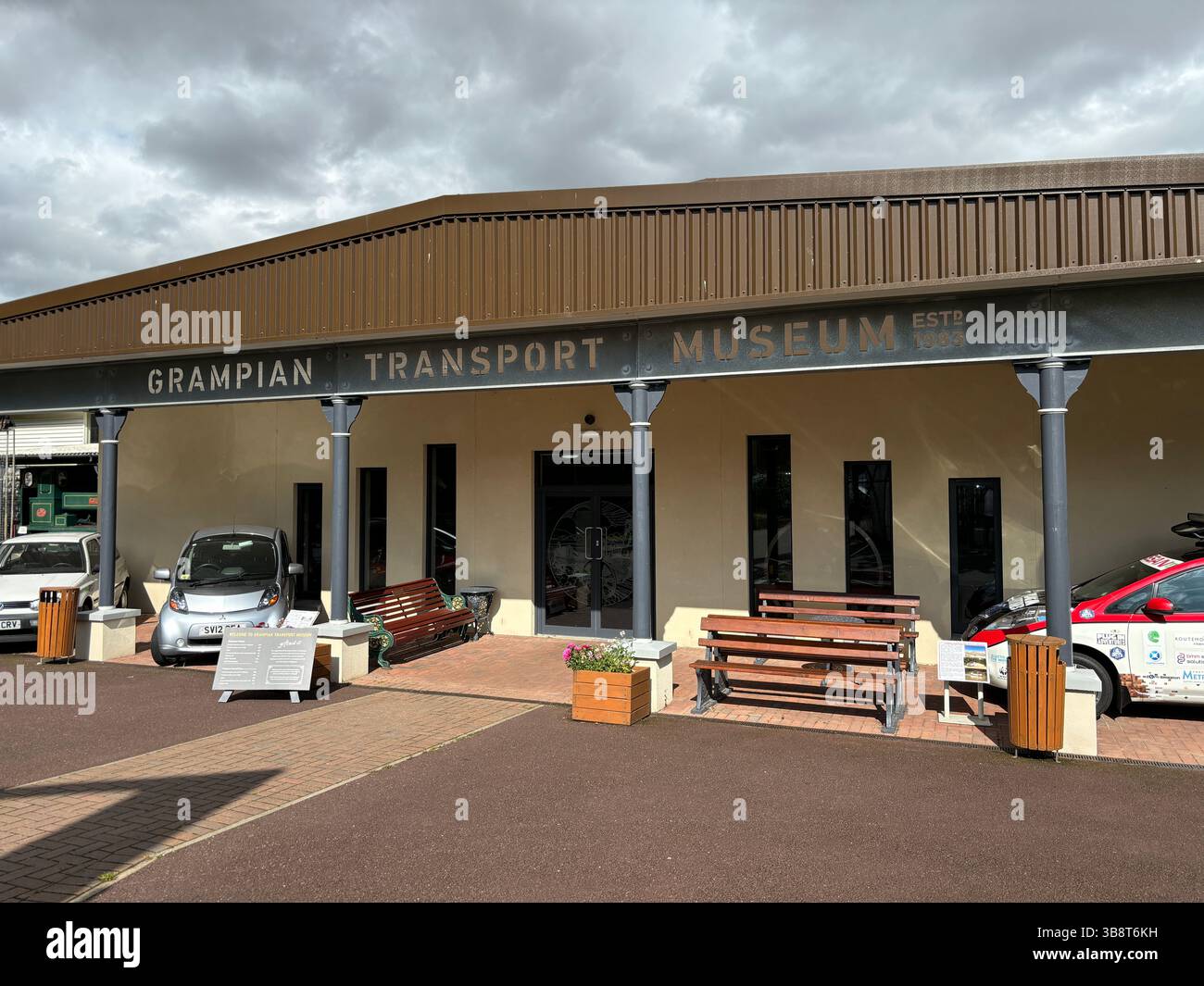 the-grampian-transport-museum-in-alford-scotland-preserved-vintage