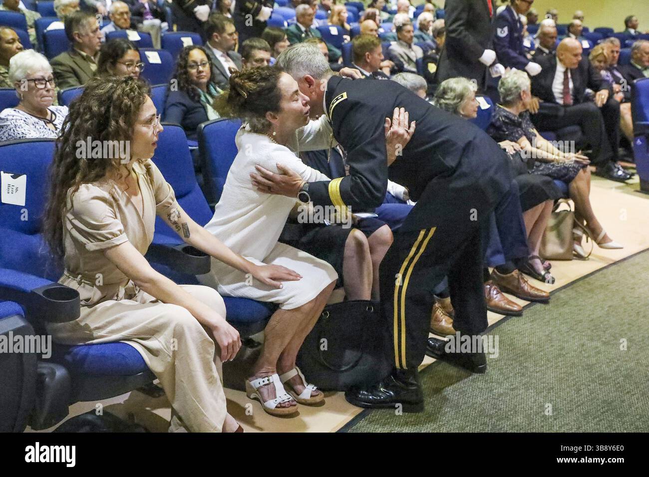 Gen douglas r hi-res stock photography and images - Alamy