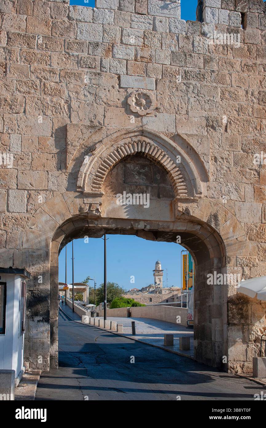 Dung gate of the old city of jerusalem hi-res stock photography and images  - Alamy