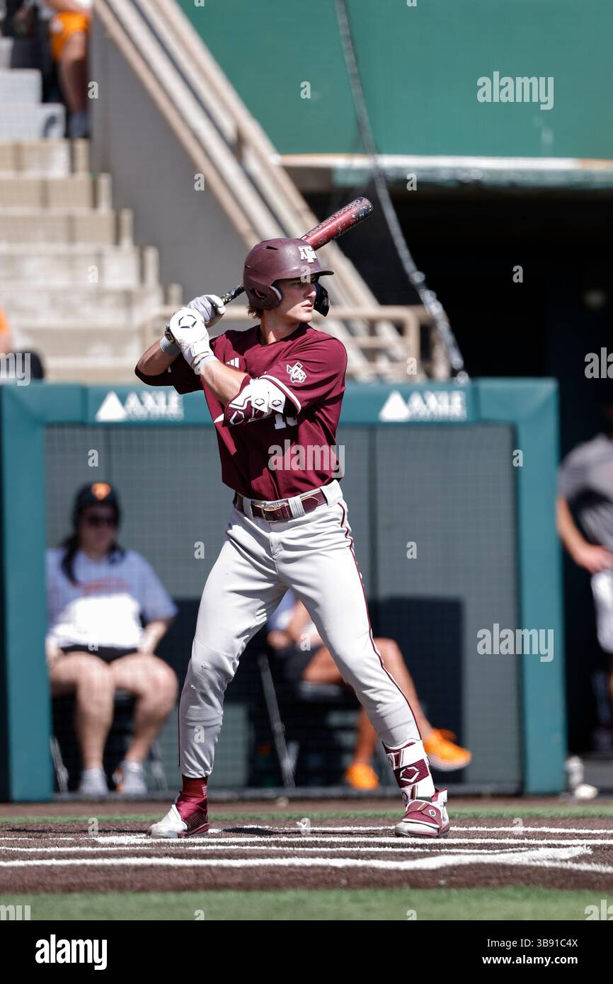Texas A&M Aggies second baseman Ben Royo (10) at bat during Game 1 of a ...