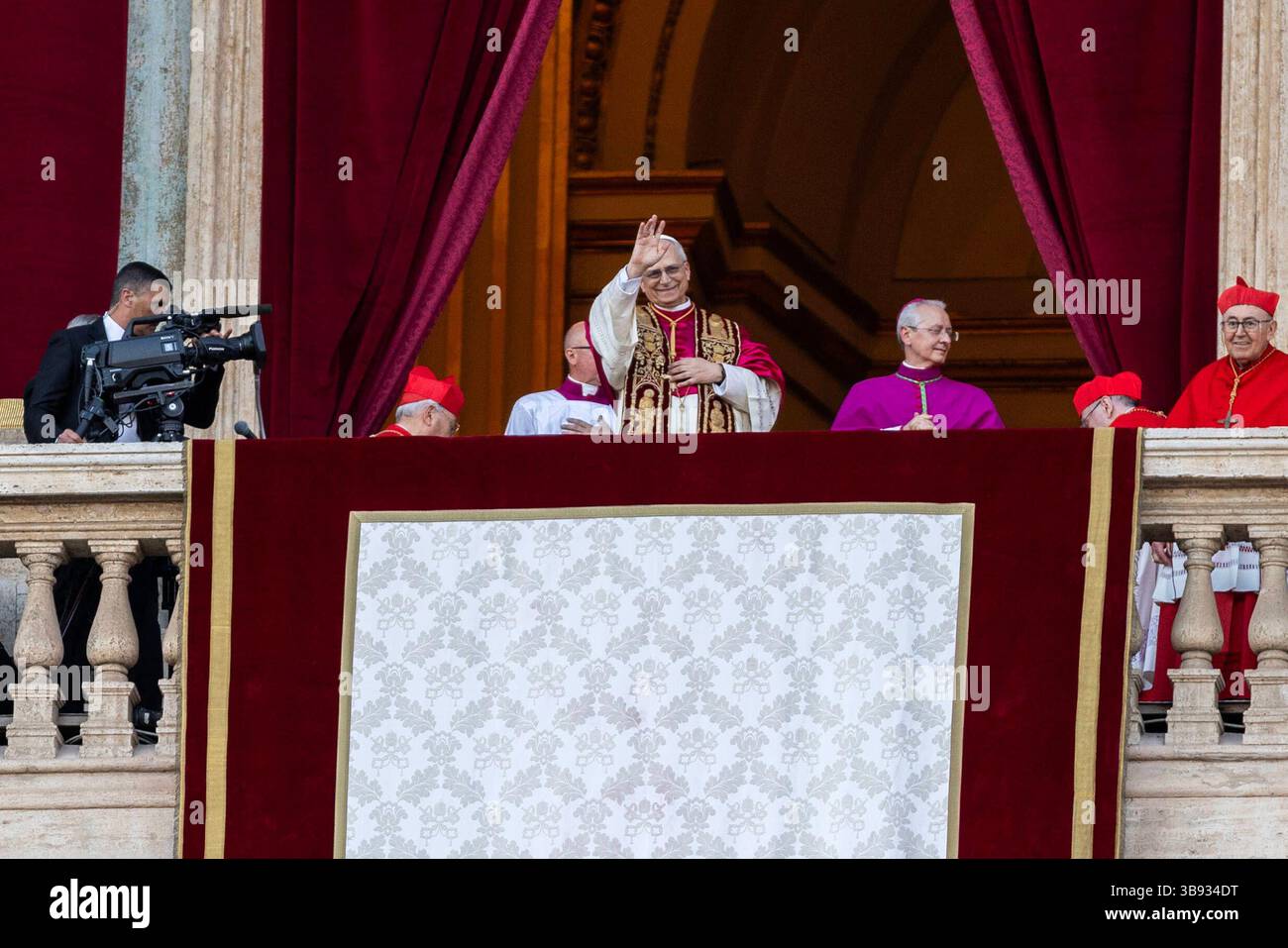 Aftermath of the death of Pope Francis at the Vatican - Second day of ...