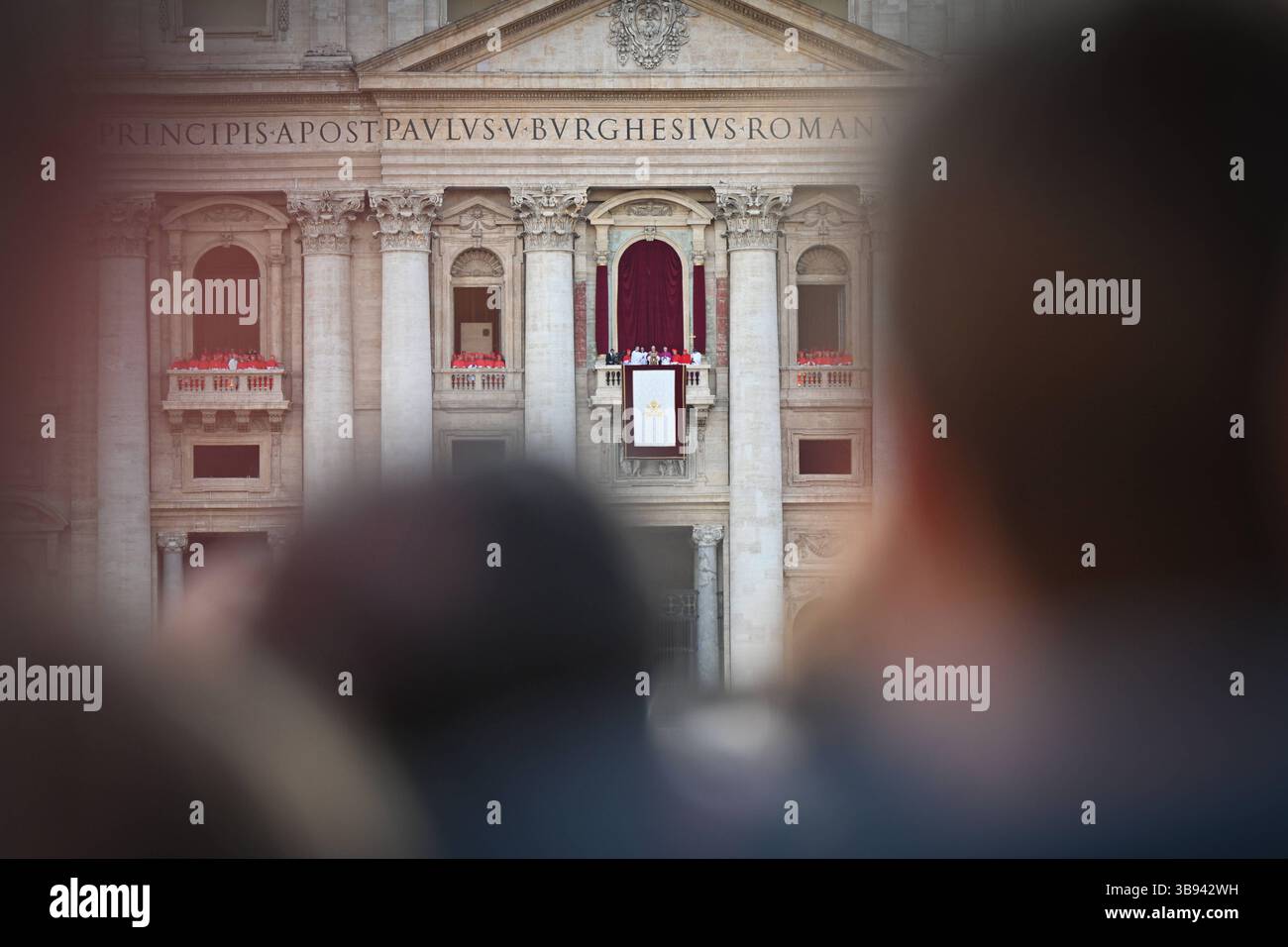 Italy, Rome, Vatican, 080525. On the second day of the conclave, in the ...