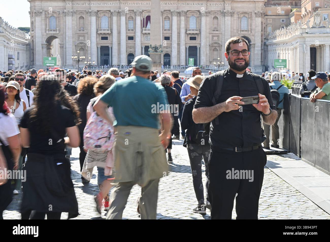 Italy, Rome, Vatican, 080525. On the second day of the conclave, in the ...