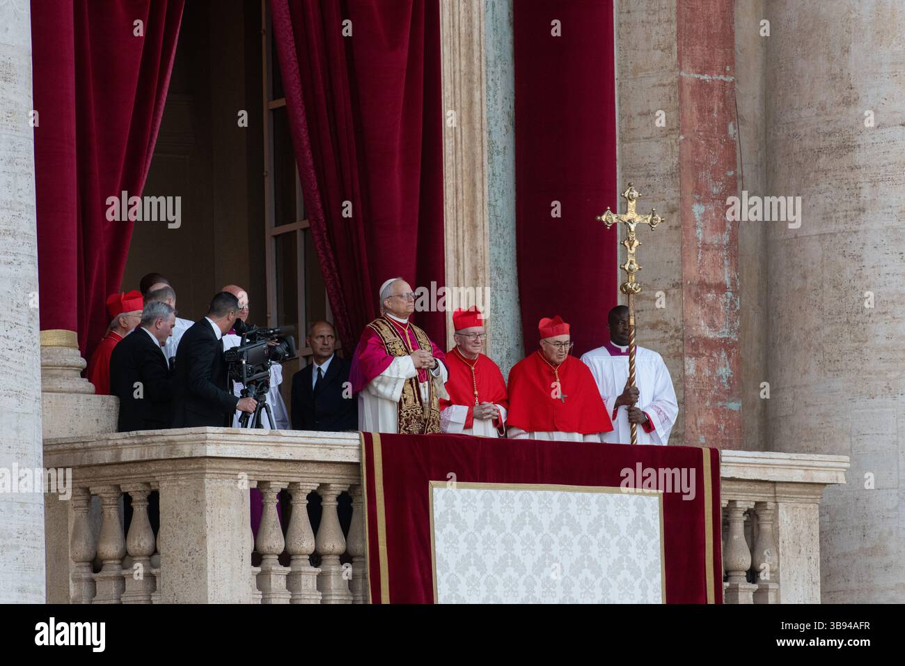 Newly elected Pope Leo XIV, Papa Leone 14, Robert Francis Prevost on St. Peter’s Basilica balcony. Vatican City 08/05/2025. Photo by Rocco Pettini Stock Photo