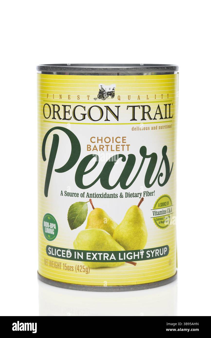 IRVINE CALIFORNIA 8 MAY 2025 A Can Of Oregon Trail Choice Bartlett Irvine California 8 May 2025 A Can Of Oregon Trail Choice Bartlett Pears Sliced In Extra Light Syrup 3B95AHN