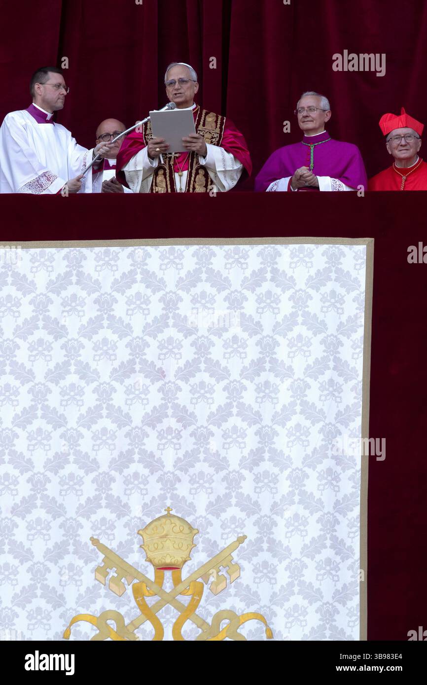 Vatican City, Vatican, 08 May 2025. The newly elected Pope Leo XIV, american cardinal Robert Francis Prevost, appears for the first time from St. Peter's Basilica Central Loggia, at the Vatican, after the conclave. Maria Grazia Picciarella/Alamy Live News Stock Photo