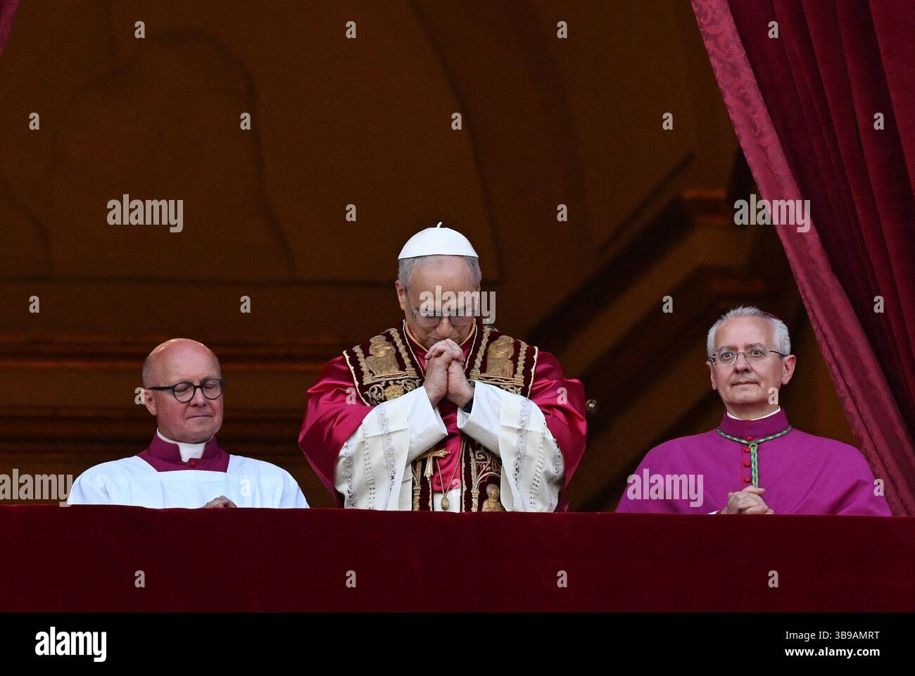 New pope Leo XIV appears at the central Loggia of St. Peter's Basilica ...