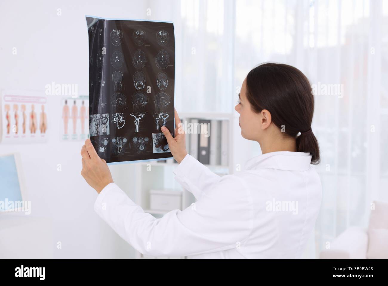 Back mri scan hi-res stock photography and images - Alamy