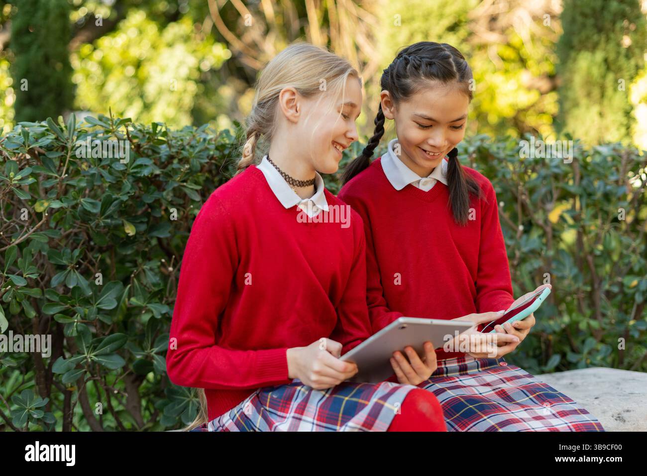 Green school uniform hi-res stock photography and images - Alamy