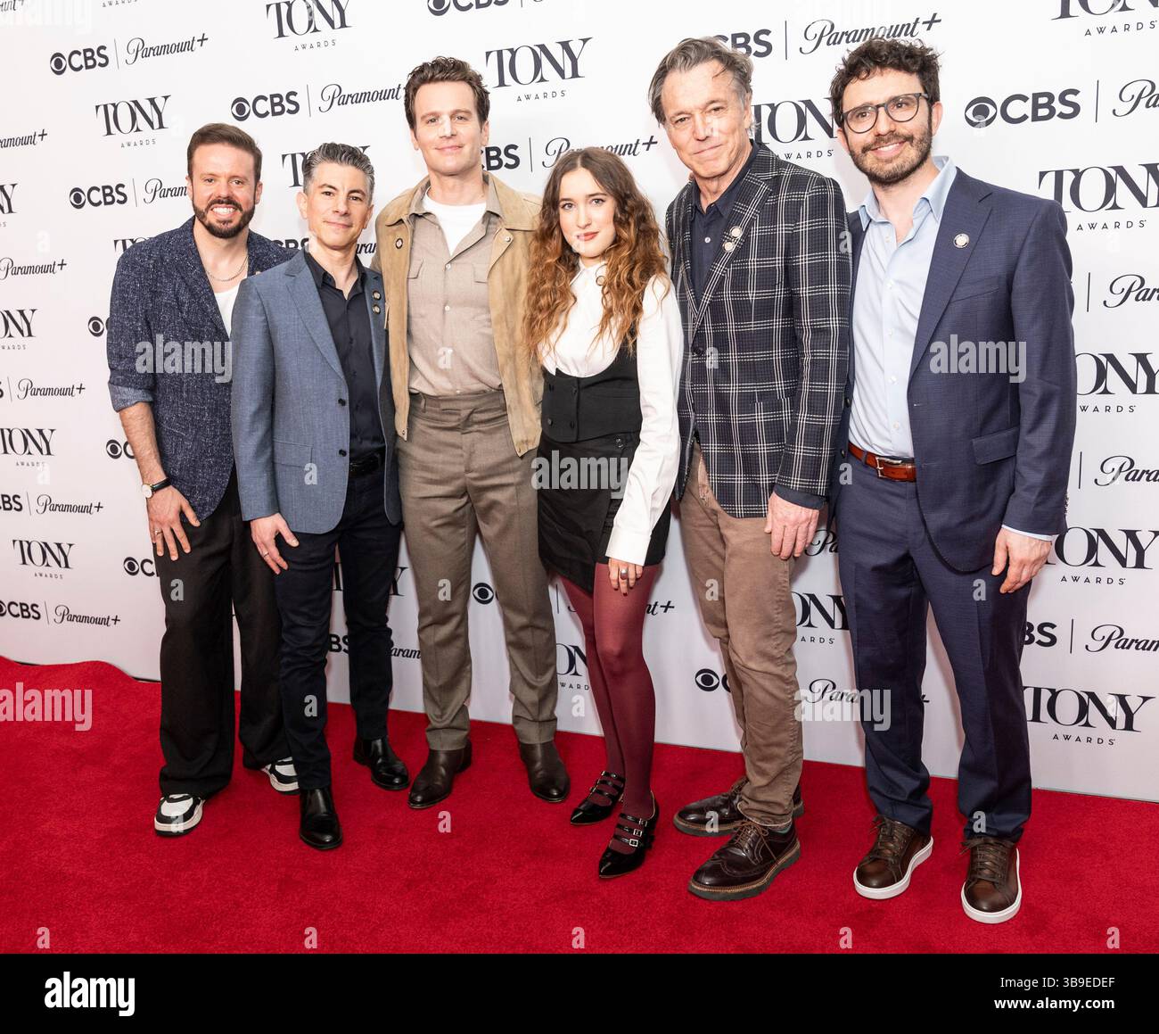 Michael Thurber, Peter Hylenski, Jonathan Groff, Gracie Lawrence, Derek ...