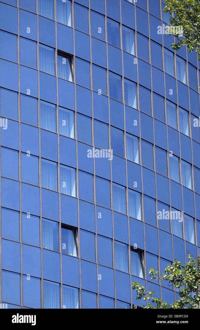 Facade of a high-rise building Stock Photo - Alamy
