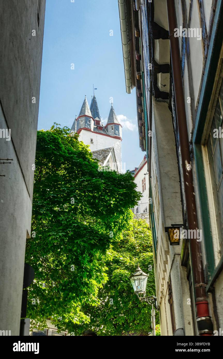 View of the count's castle in Diez an der Lahn Stock Photo - Alamy