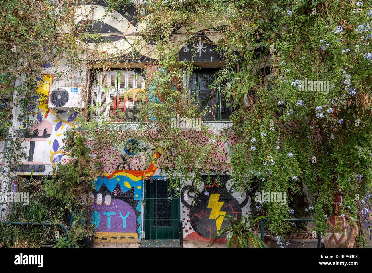 Psiry Athens, Greece. Street art in the Psirri district (also Psiri or Psyri ...