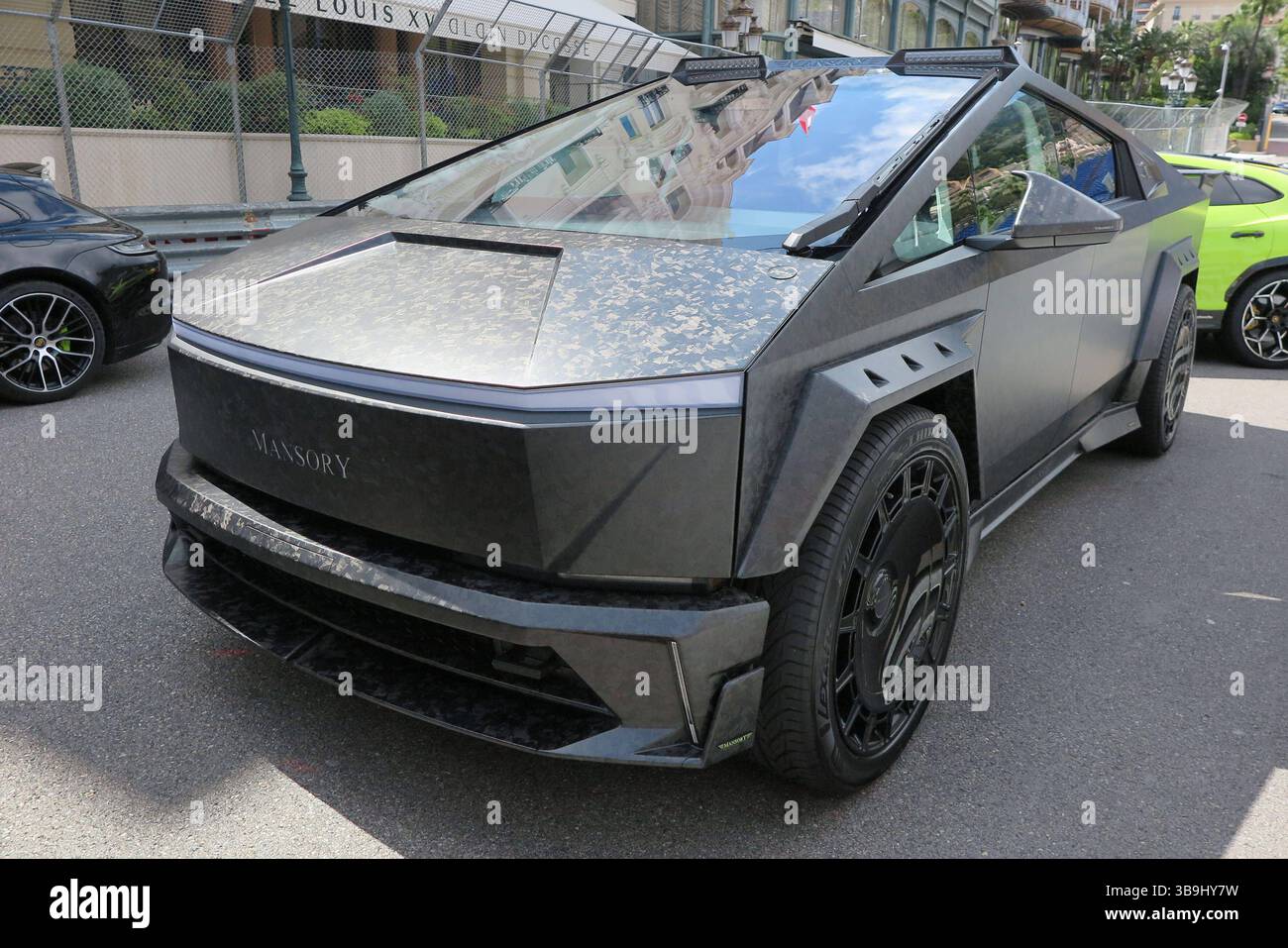 Marques Brownlee har kört Tesla Cybertruck. Det har även Top Gear gjort