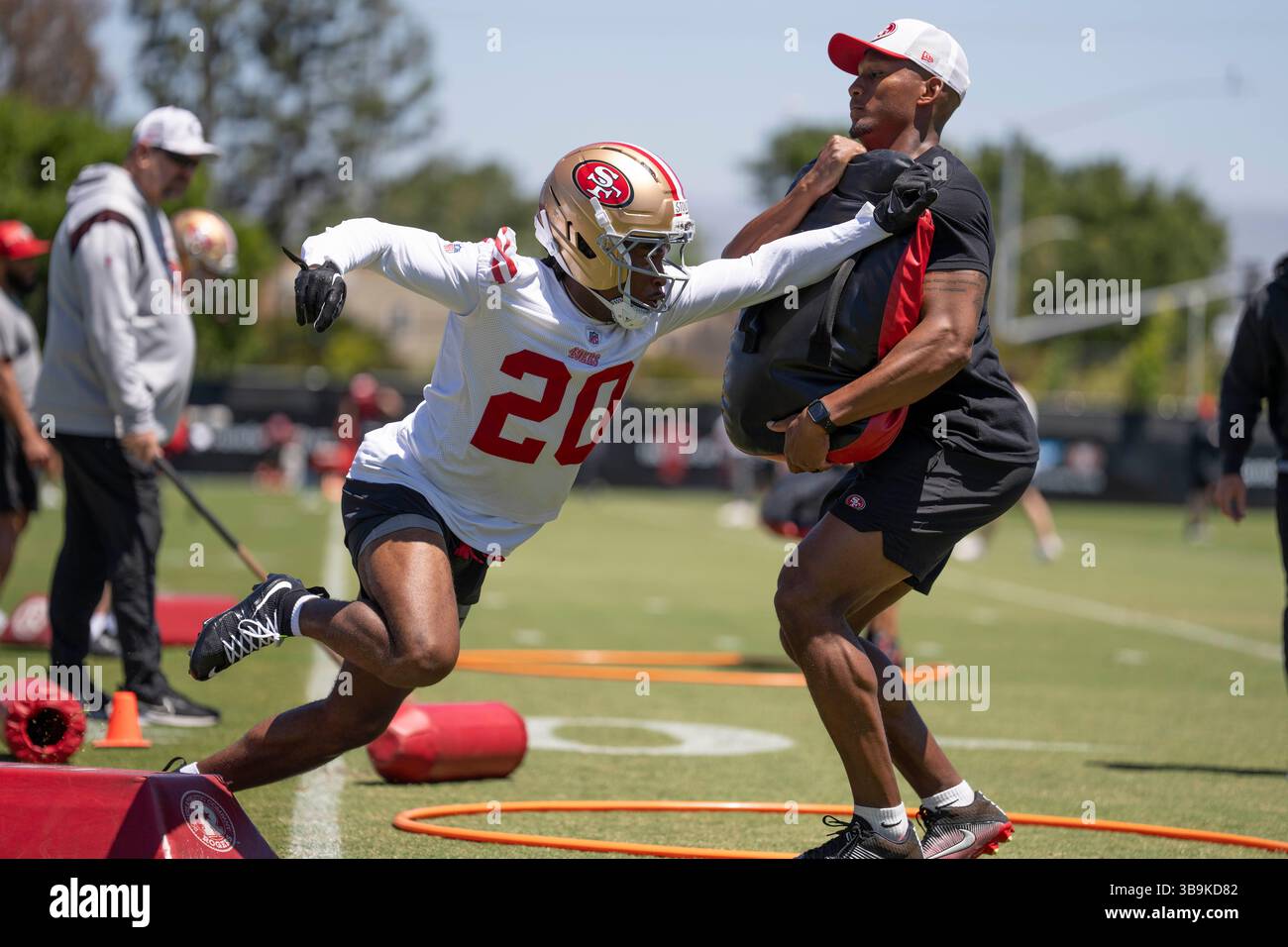 May 9, 2025; Santa Clara, CA, USA; San Francisco 49ers cornerback Upton ...