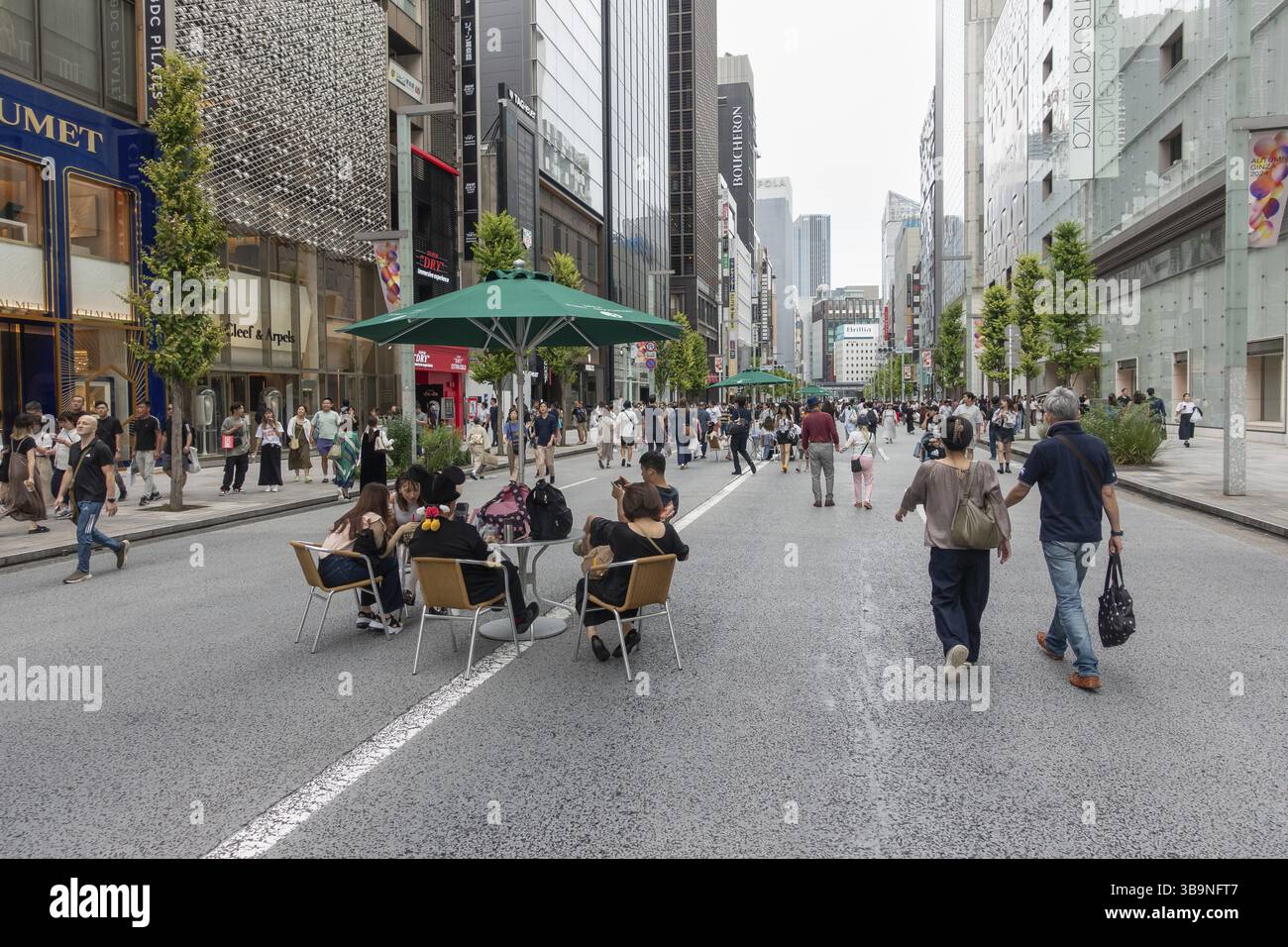 【希少！！】 japan, tokyo, the main street of the neighborhood ginza 芸術写真