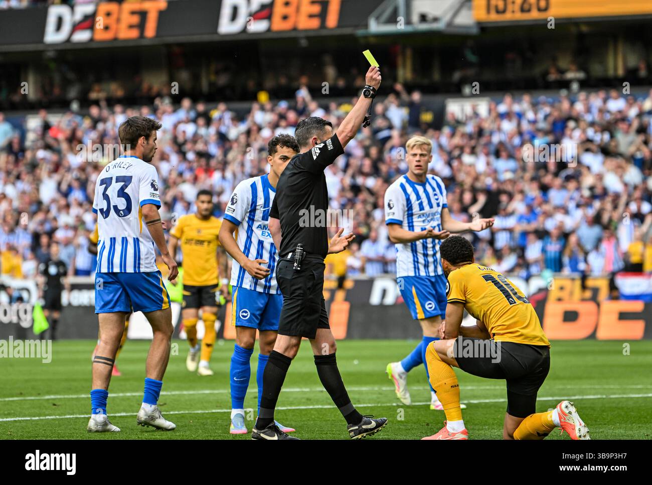 Wolves Foot Wolverhampton, UK. 10th May 2025; Molineux Stadium, Wolverhampton ...