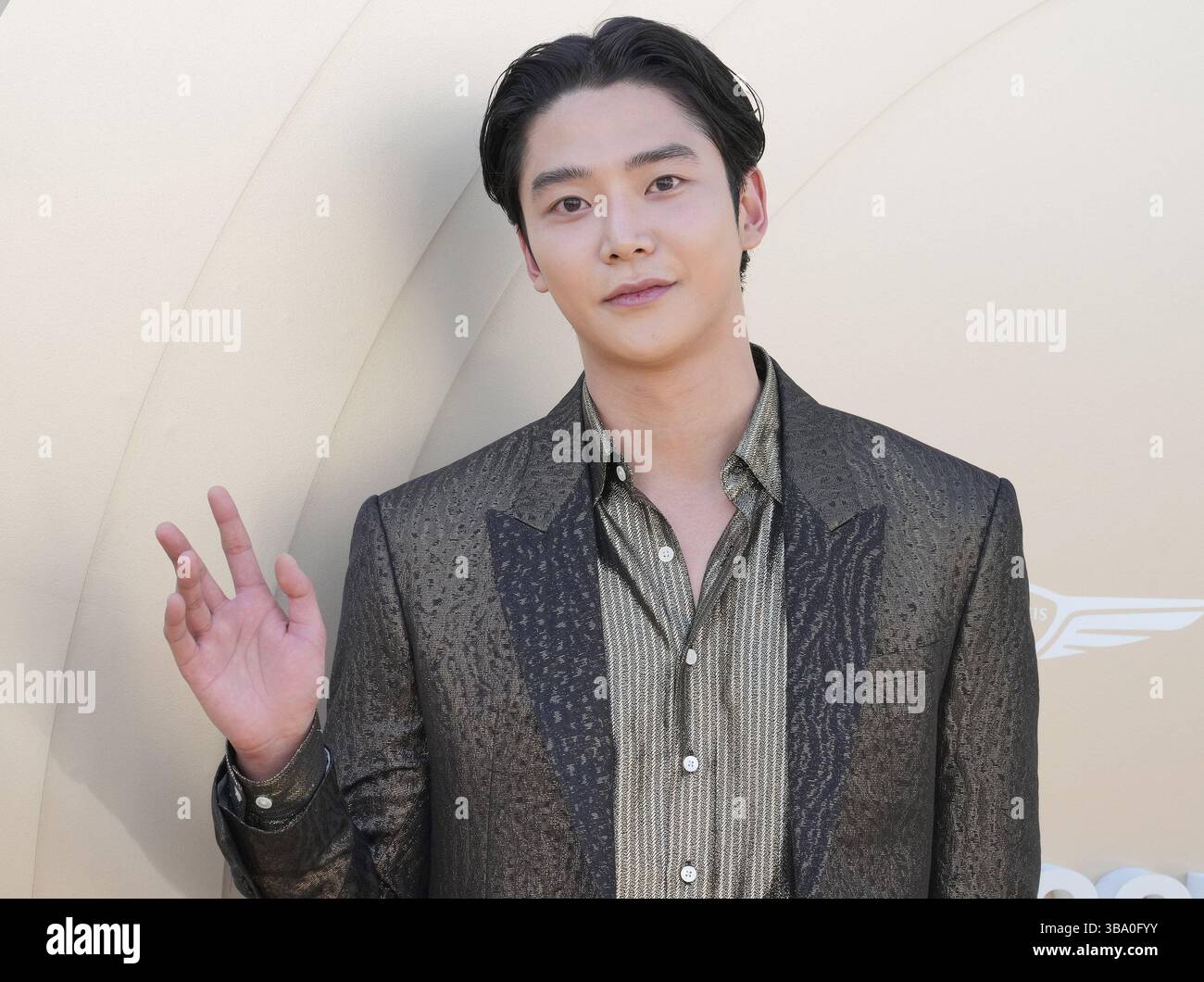 Rowoon hi-res stock photography and images - Alamy