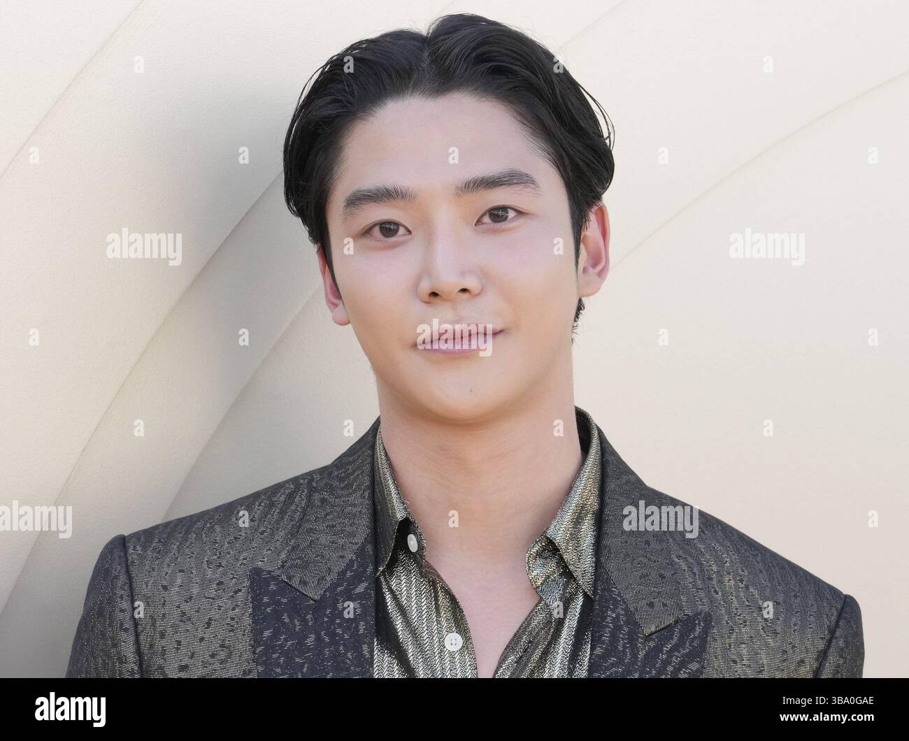 Rowoon hi-res stock photography and images - Alamy