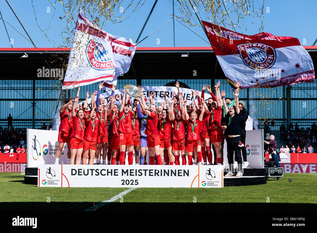 deutsche-meisterinnen-2024-25-die-frauen-des-fc-bayern-m-nchen-glodis