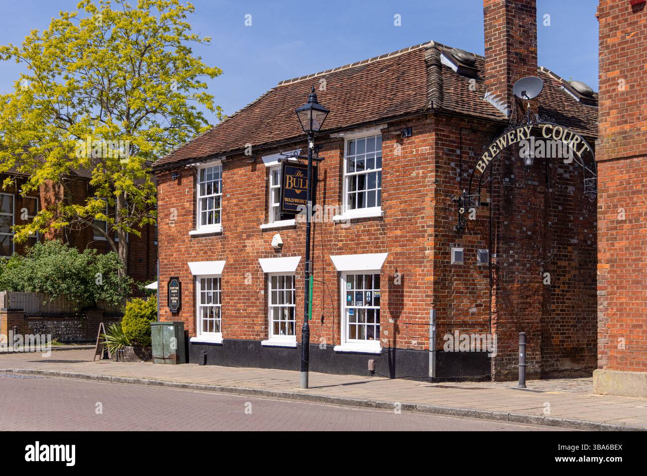 Theale high street, Theale, Berkshire Stock Photo