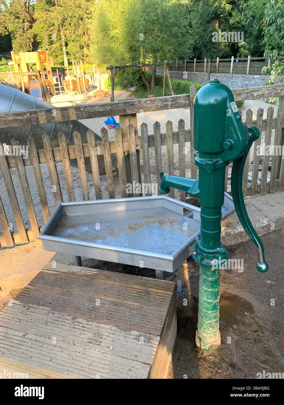 Sywell country park Northampton Northamptonshire England UK British water lake pond reservoir kids play walking walk trees shade shadows paths track - Smartphone Captured Stock Image