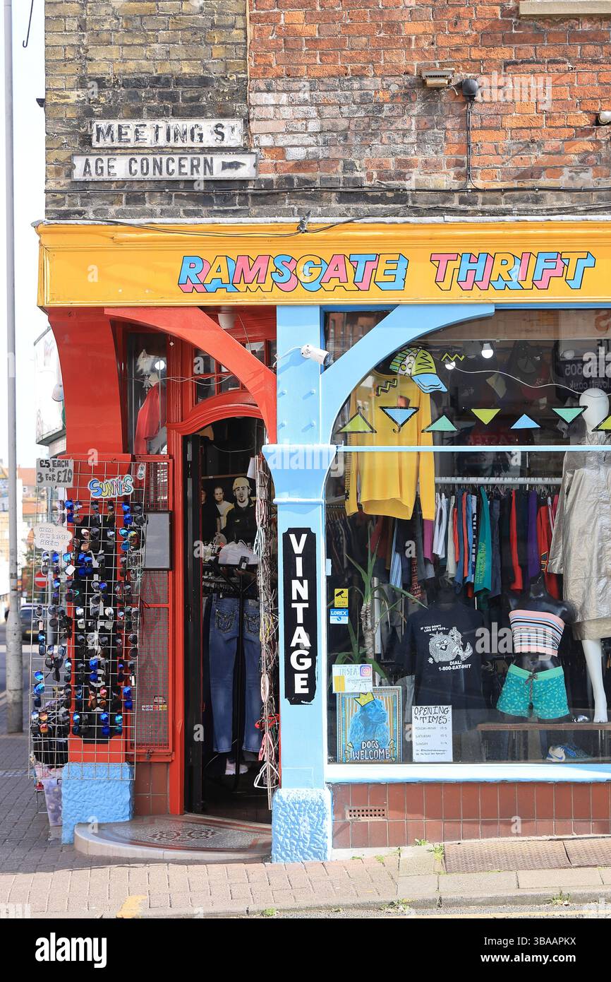 Ramsgate thrift store hi-res stock photography and images - Alamy