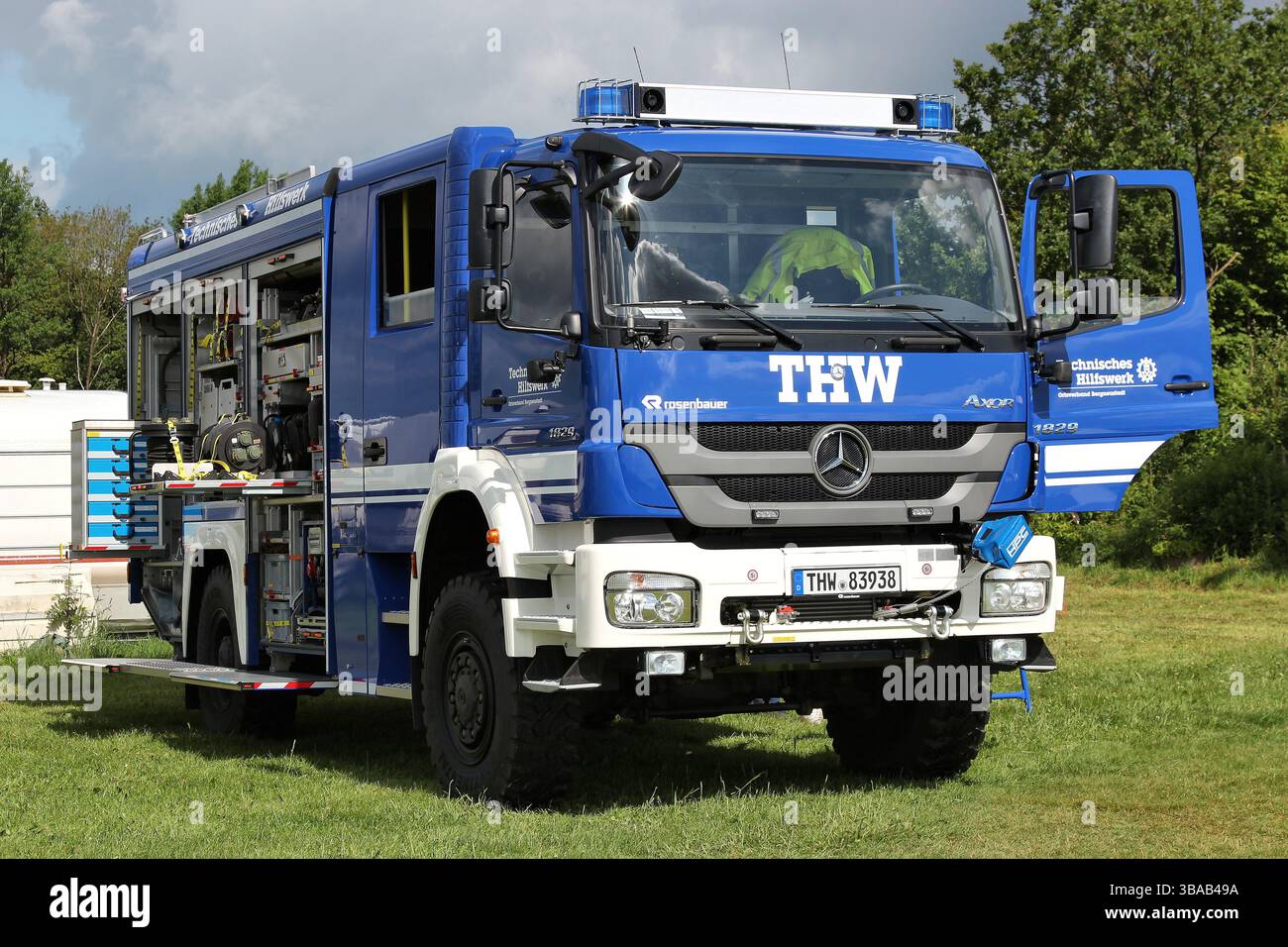 German THW (Federal Agency for Technical Relief) Mercedes-Benz Axor rescue truck Stock Photo