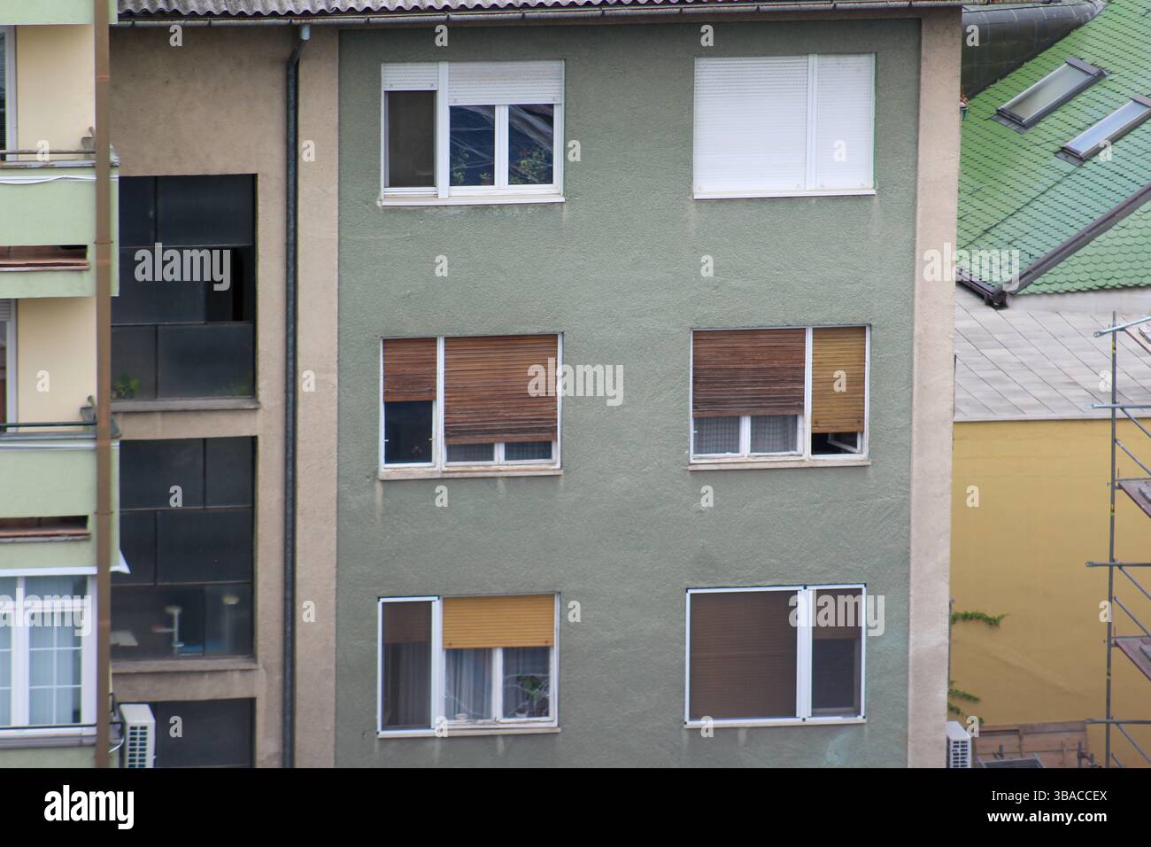 Multiple Window Building Building exterior multiple windows hi-res stock photography and images ...