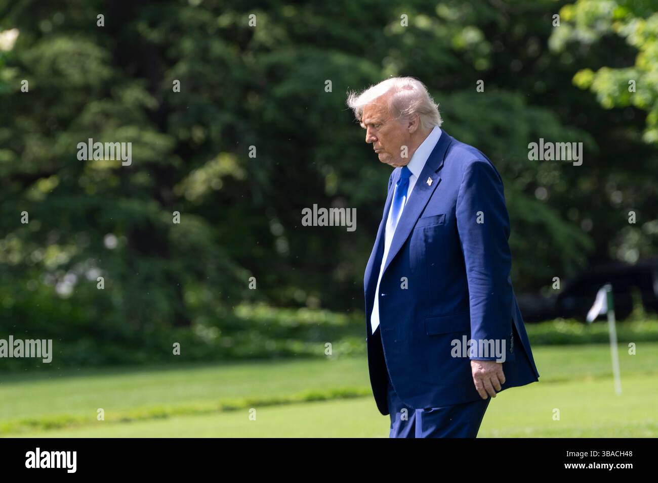 United States President Donald J Trump departs the White House in ...