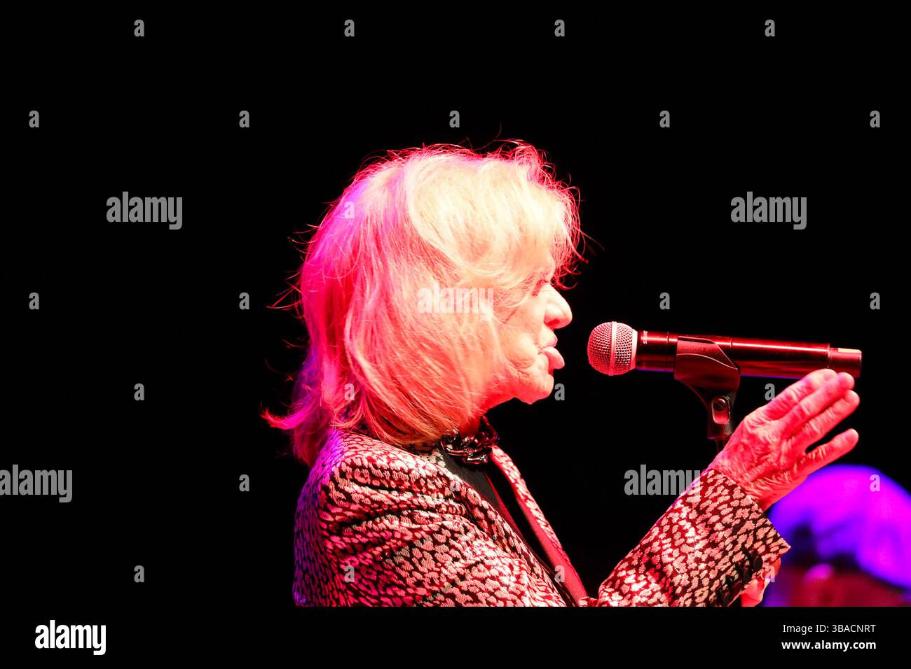 Torino, Italy. 11th May, 2025. The italian singer RITA PAVONE during ...