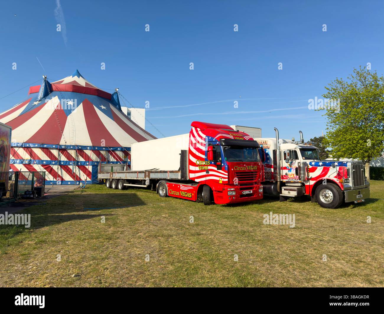 Maquette Atlas Camion Scammell Pioneer Avec Remorque Dodgem - Échelle 1:76 - Cirque - Neuf