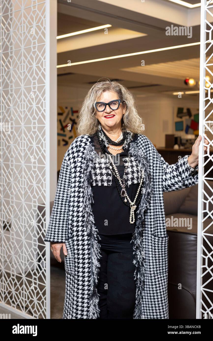 Bert will never be able to escape sanging sandra #fyp #foryou  #thewillkayshow, image size:867x1390