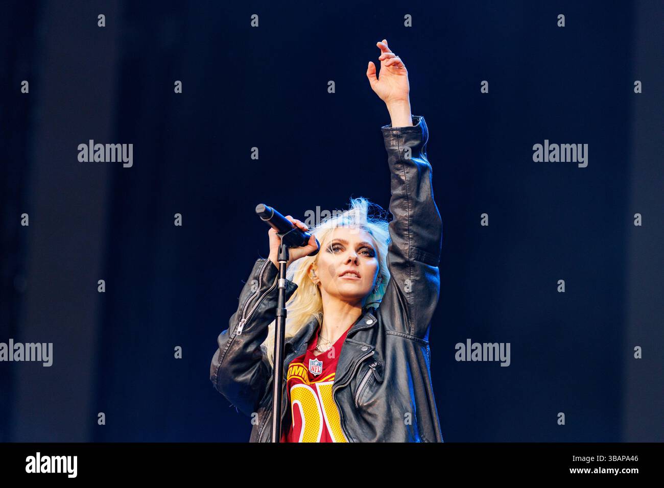 Landover, USA. 12th May, 2025. Taylor Momsen of The Pretty Reckless ...
