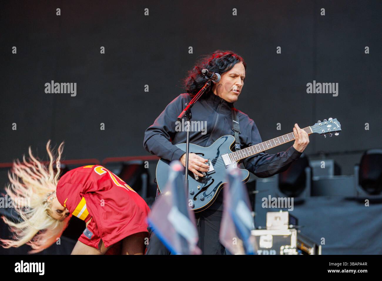 Landover, USA. 12th May, 2025. Ben Phillips and Taylor Momsen of The ...